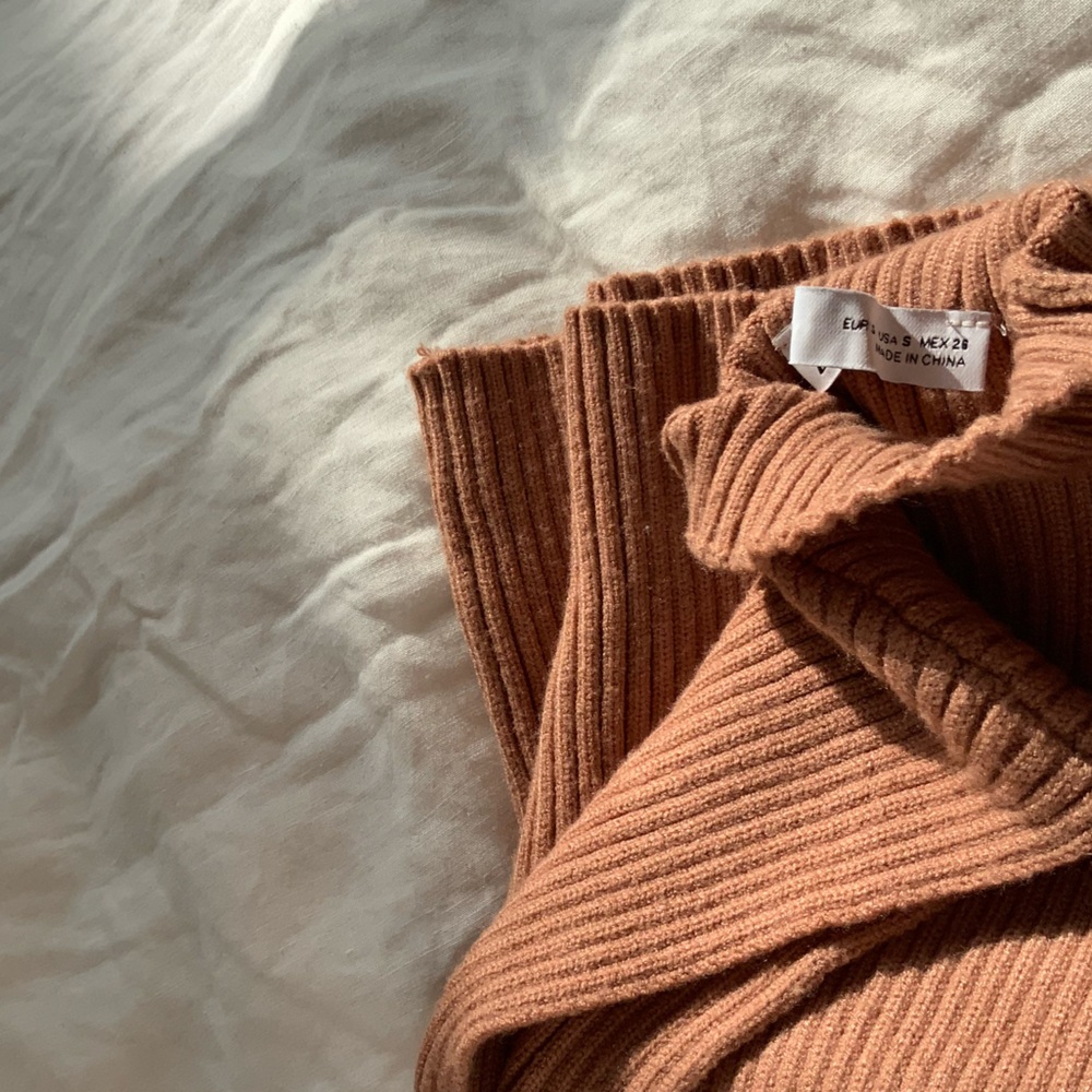 Zara Top - Picture 4 of 4